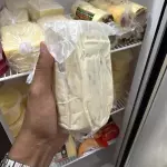 Requeijão com raspas