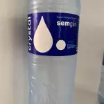 Água sem gás 1,5L