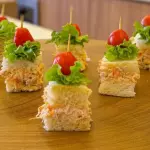 Mini sanduíche de frango