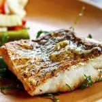 Robalo en Salsa de Parchita