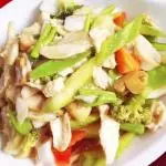 Pollo con Verduras