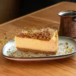 Baklava cheesecake