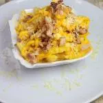 Batata frita P c/ cheddar e bacon