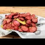Salchipapa Clásica