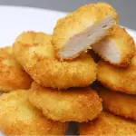 Canasta de nuggets de pollo