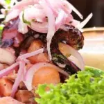 Cebiche Pulpo con Pescado Mediano