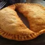 empanada pollo queso