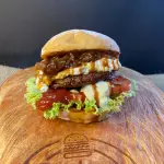VEGETARIANA