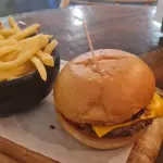 Smash Burger com Fritas