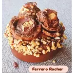 Bombom aberto de Ferrero Rocher