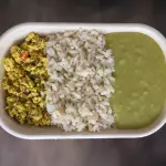 Tofú Mexido, Arroz Integral, Ervilha