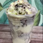 Sorvete banana com chocolate