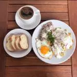 Chilaquiles con huevo