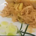 Empada Frango com Alho Poró