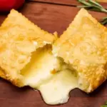 PASTEL DE QUEIJO