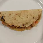 QUESADILLA MAIZ CON GUISADO
