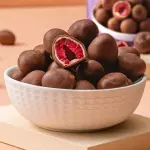Frambuesas bañadas en chocolate