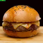 Pan c/ pollo deshilachado