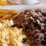 2 Pinto típico