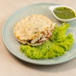 AREPA CON POLLO