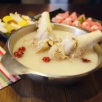 CALDO DE HUESO 浓郁大骨汤