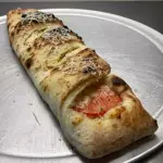 Stromboli 4 Quesos (40 CM)