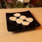 HOSSOMAKI SALMÃO GRELHADO