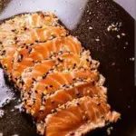 Piricara salmão crosta gergelim