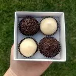 Caixa 4 brigadeiros