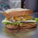 Sándwich de pollo