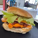 X-Bacon com Cheddar