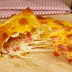 PASTEL DE PIZZA CATUPIRY
