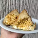 COXINHA DE FRANGO COM CREAM CHEESE