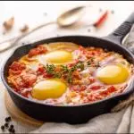 HUEVOS AL TINTERO