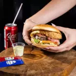 CHEESE BURGUER