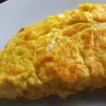 OMELETE DE MUSSARELA