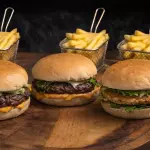 PROMOÇÃO 3 HAMBURGUER CARNE