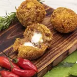 CROCRETE DE CARNE SECA COM QUEIJO