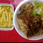 Filé de frango grelhado com fritas