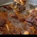 TONKATSU - BISTECA DE PORCO EMPANADA