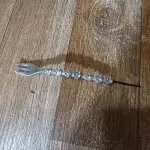 Garfo com Furador Prata