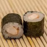 4 peças de Hossomaki De Camarão