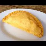 * Empanada de mariscos surtido