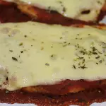 FILÉ À PARMEGIANA