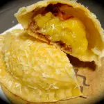 PASTEL DE CHARQUE C/ BANANA DA TERRA