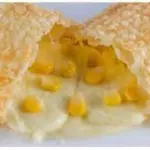 PASTEL DE MILHO COM QUEIJO