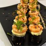 Hossomaki Salmão com Camarão