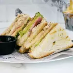 SÁNDWICH PIENA.