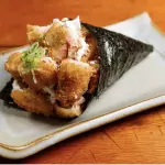 Temaki de salmão empanado
