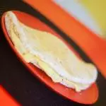 Tapioca com castanha e banana